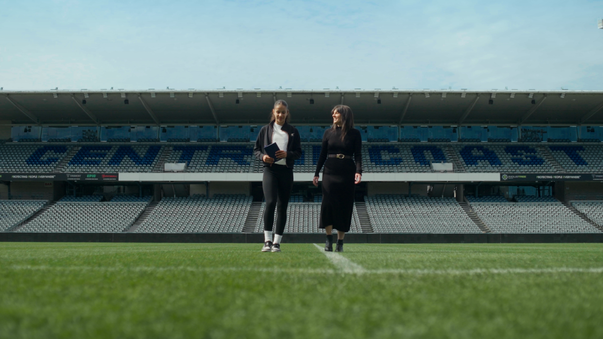 CommBank Junior Matilda Talia Younis and Central Coast Mariners CEO Alyssar Narey in conversation.